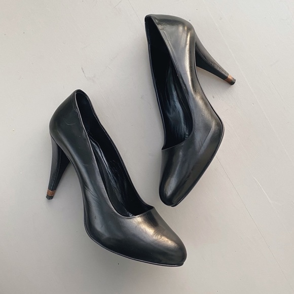 Fendi Black heels - Picture 3 of 7